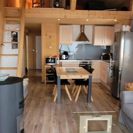 - 3 Pieces, 6 Pers, Balcon, Proche Centre Et Remontees, Cuisine Equipee - Fr-1-676-170 Apartmán *