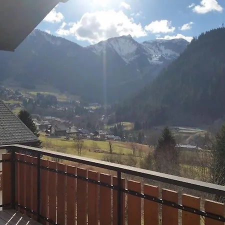 - 3 Pieces, 6 Pers, Balcon, Proche Centre Et Remontees, Cuisine Equipee - Fr-1-676-170 Apartmán